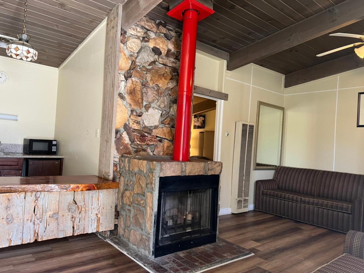 Omeo Suites Big Bear Биг Бэар Лейк Номер фото